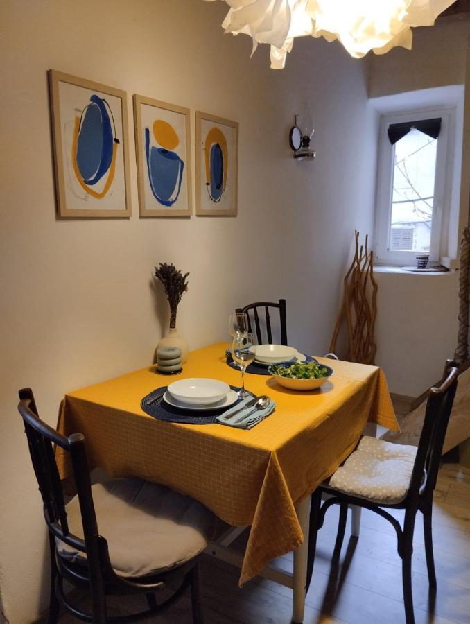 Milu Apartment