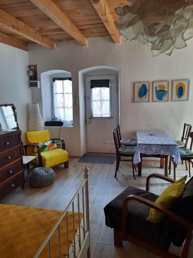 Milu Apartment